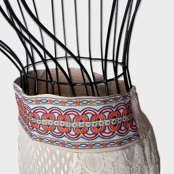 Lace Boho Midi Skirt - Picture 4 of 11